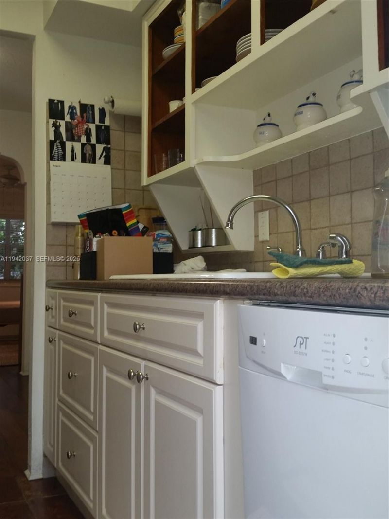 717 Espanola Way , Unit 205, Miami Beach, FL 33139 Photo