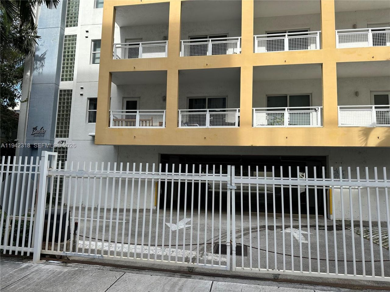 471 NE 25th St, Unit 301, Miami, FL 33137 Photo