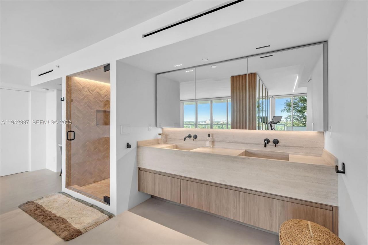 3411 Indian Creek Dr , Unit 1201, Miami Beach, FL 33140 Photo