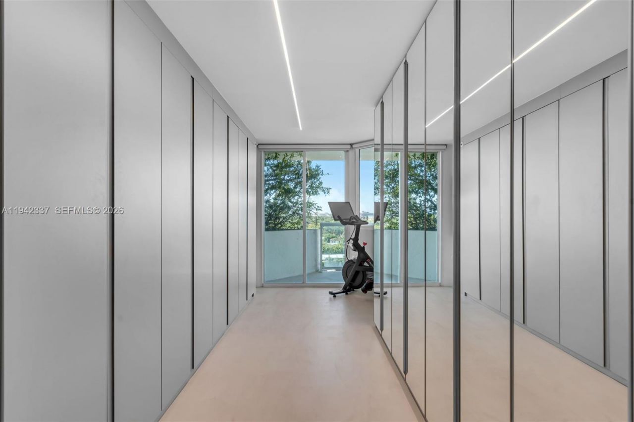 3411 Indian Creek Dr , Unit 1201, Miami Beach, FL 33140 Photo