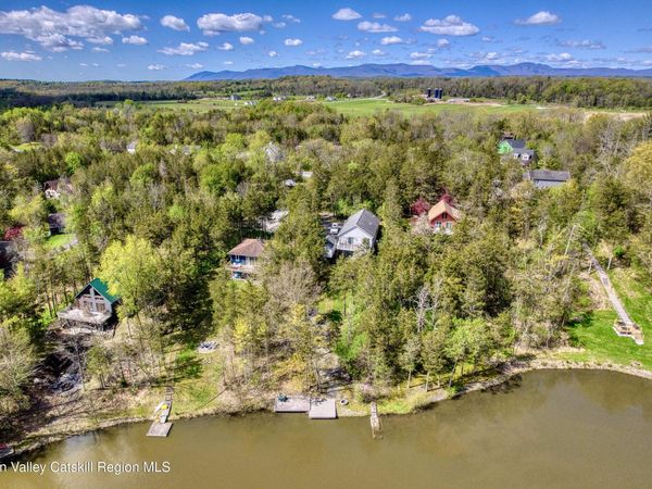 13 Andre Court, Athens, NY 12015