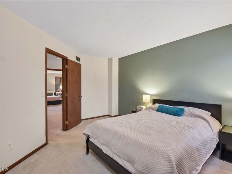 4397 Prestwick Crossing, Westlake, OH 44145 Photo 28