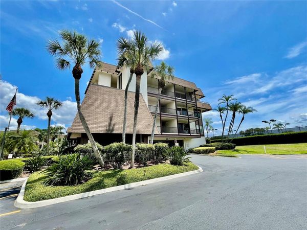 3021 COUNTRYSIDE BOULEVARD, Unit 44A, CLEARWATER, FL 33761