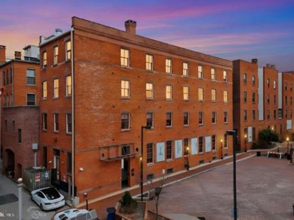 15 N CHERRY LANE, Unit 3, YORK, PA 17401