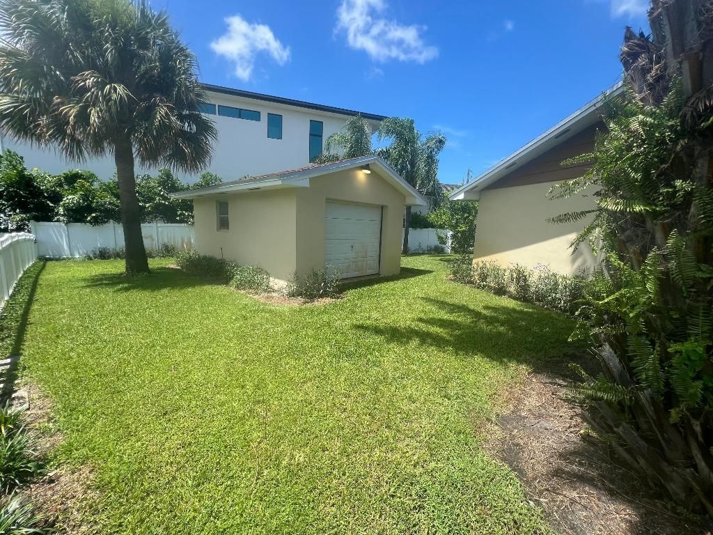 2081 Joy Rene Lane, North Palm Beach, FL 33408 Photo