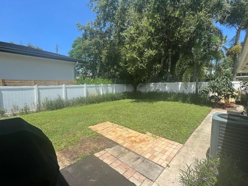 2081 Joy Rene Lane, North Palm Beach, FL 33408 Photo