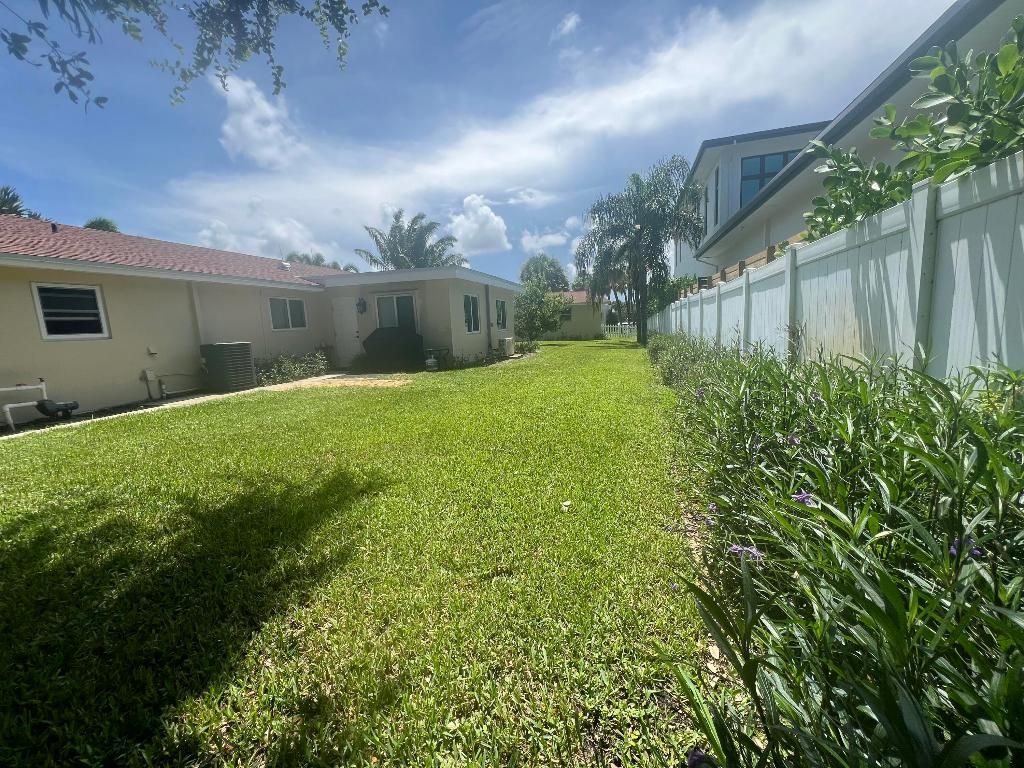 2081 Joy Rene Lane, North Palm Beach, FL 33408 Photo