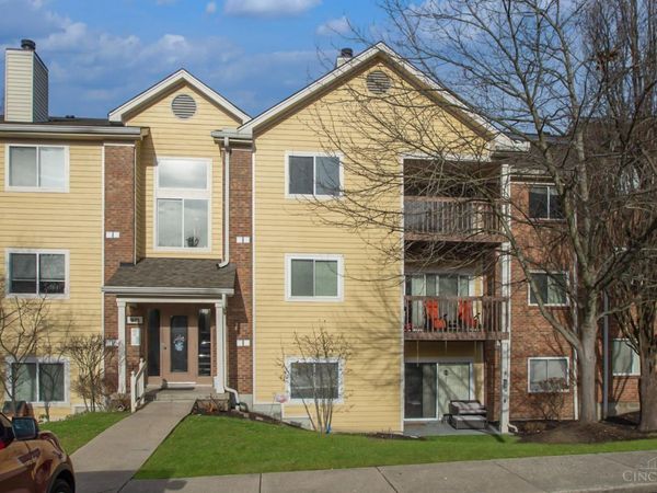 971 Cedar Ridge Drive, Unit 11, Pierce Twp, OH 45245