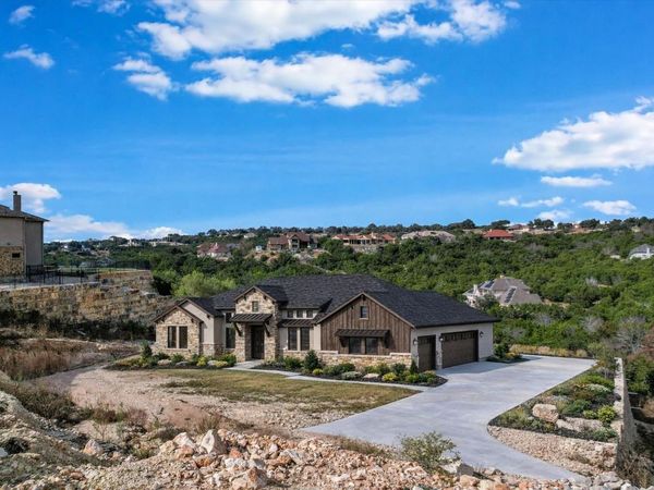 2601 Crystal Falls PKWY, Leander, TX 78641