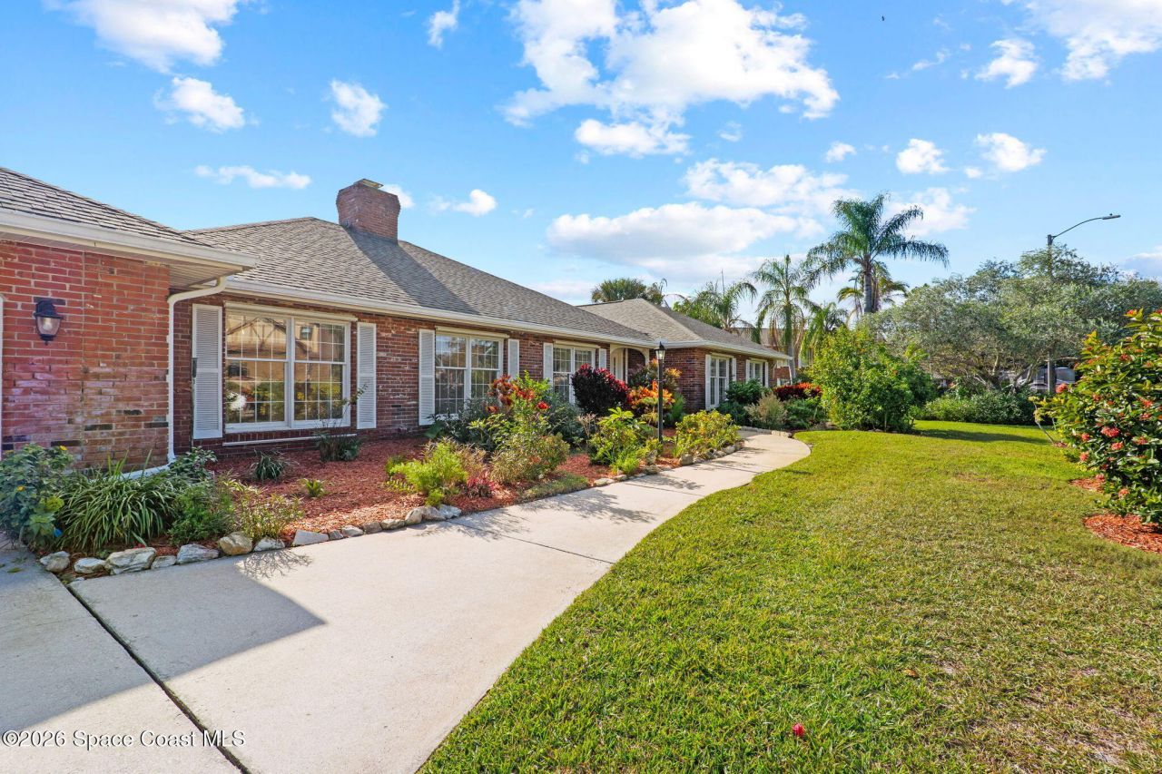 835 Sunswept Road Ne, Palm Bay, FL 32905 Photo