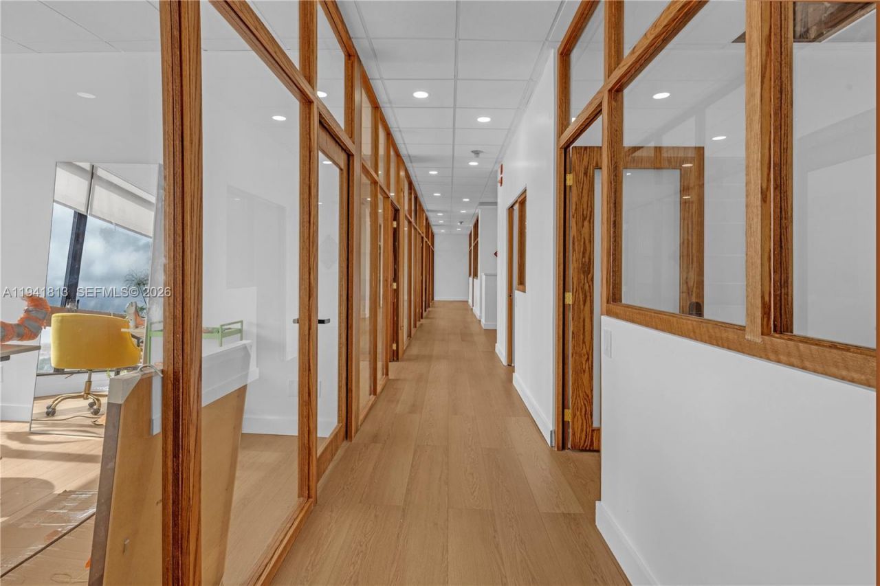 13499 Biscayne Blvd, Unit CUT-1-2-3, North Miami, FL 33181 Photo