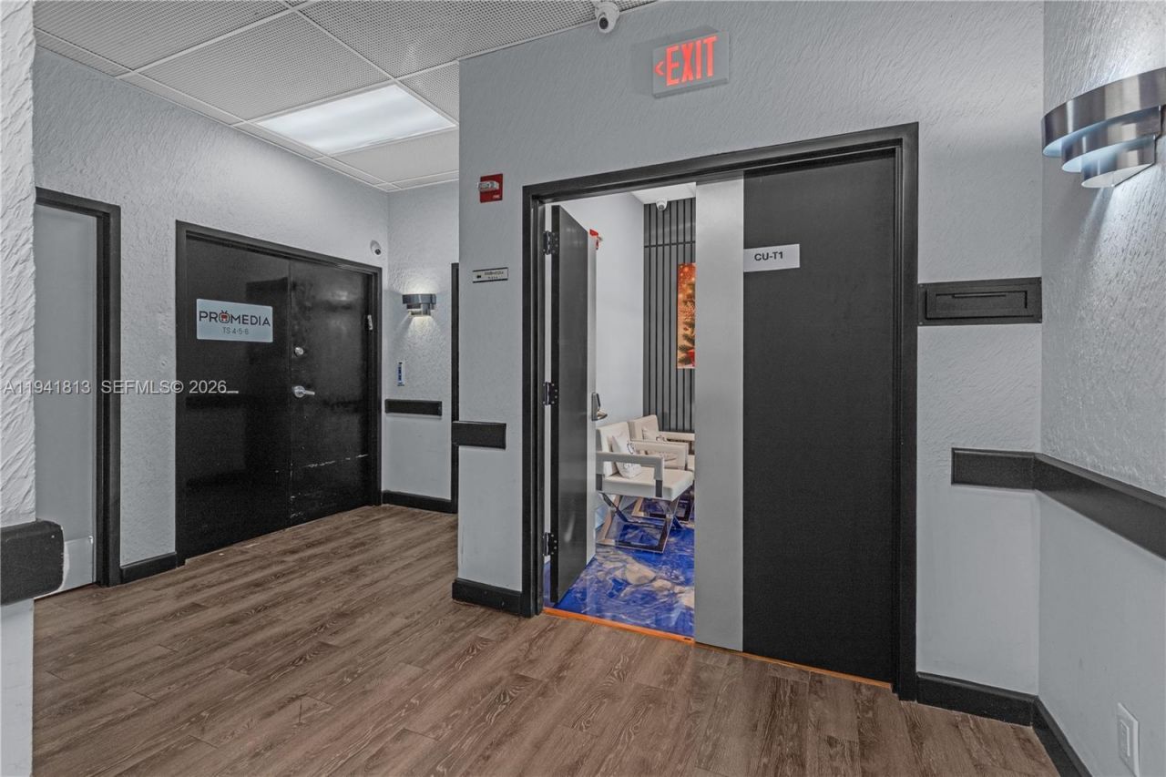 13499 Biscayne Blvd, Unit CUT-1-2-3, North Miami, FL 33181 Photo