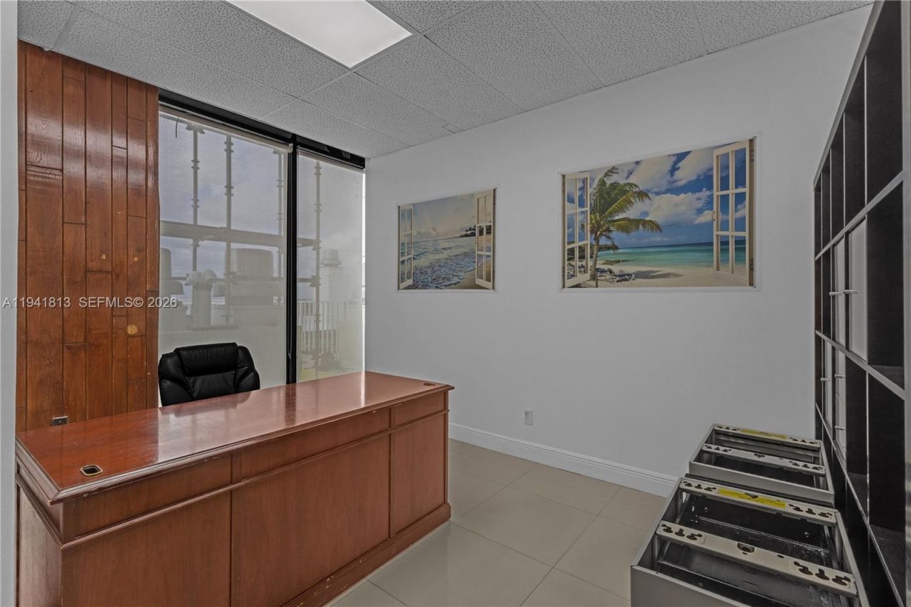 13499 Biscayne Blvd, Unit CUT-1-2-3, North Miami, FL 33181 Photo