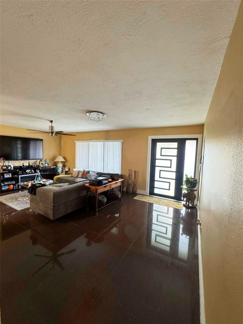 4701 NW 44th St, Tamarac, FL 33319 Photo