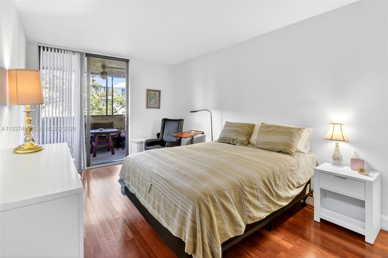 141 Crandon Blvd, Unit 338, Key Biscayne, FL 33149 Photo