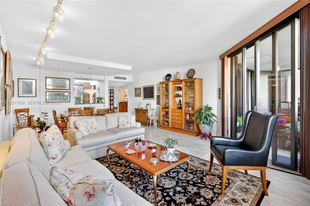 141 Crandon Blvd, Unit 338, Key Biscayne, FL 33149 Photo