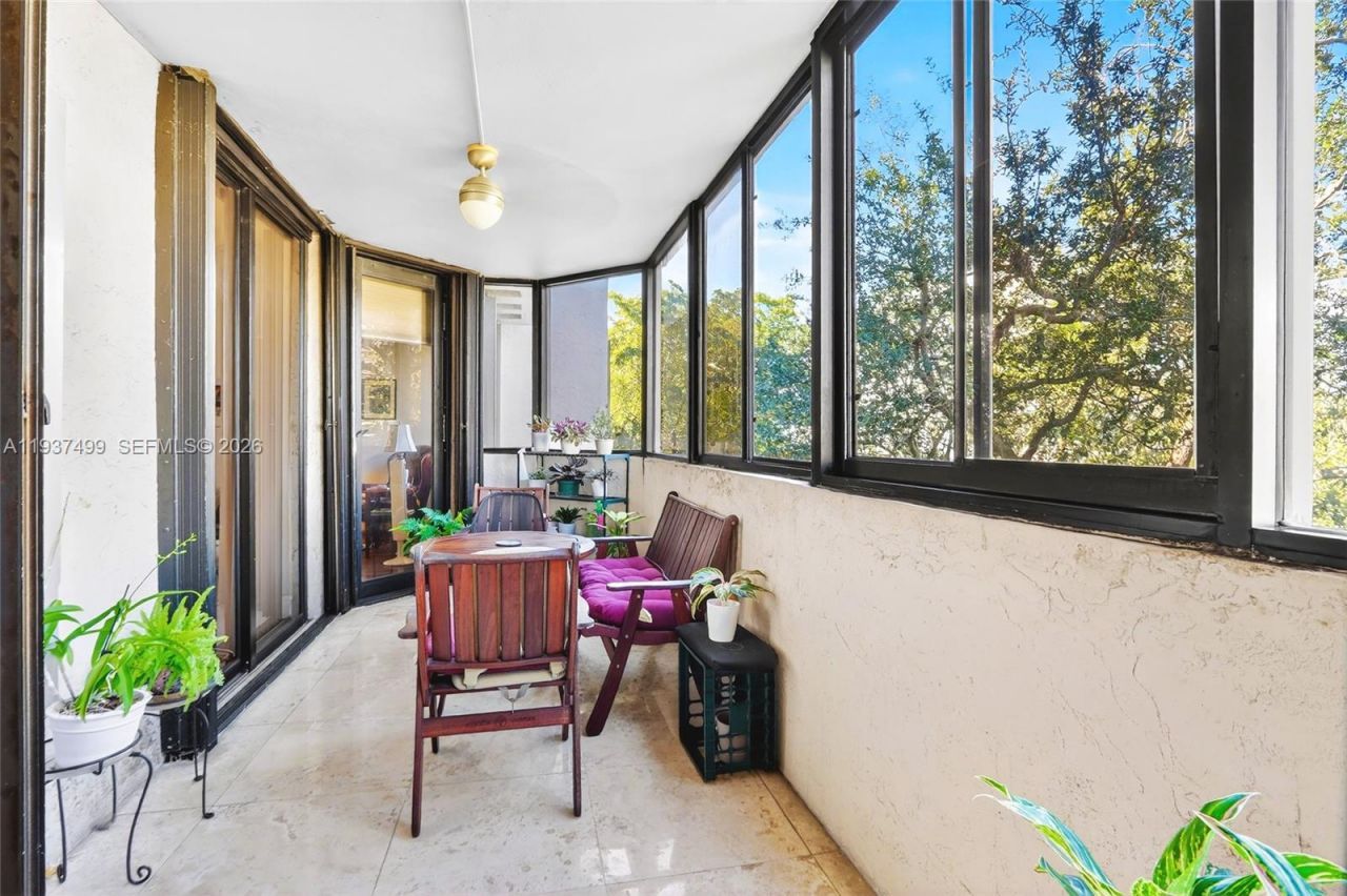 141 Crandon Blvd, Unit 338, Key Biscayne, FL 33149 Photo