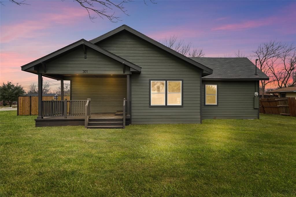 301 N Friou Street, Alvarado, TX 76009 Main Photo