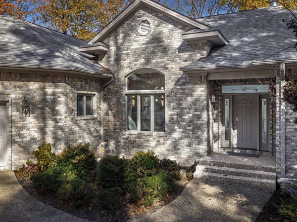 6 Galope Pl, Hot Springs Village, AR 71909