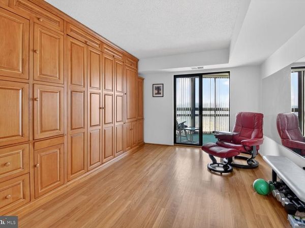 15115 INTERLACHEN DRIVE, Unit 3-904, SILVER SPRING, MD 20906