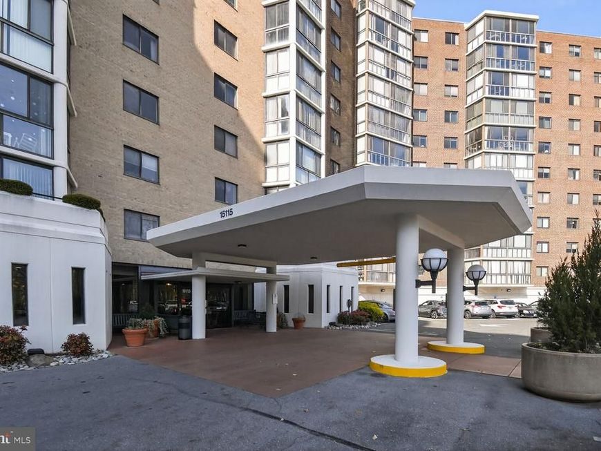 15115 Interlachen Drive, Unit 3-904, Silver Spring, MD 20906 Main Photo