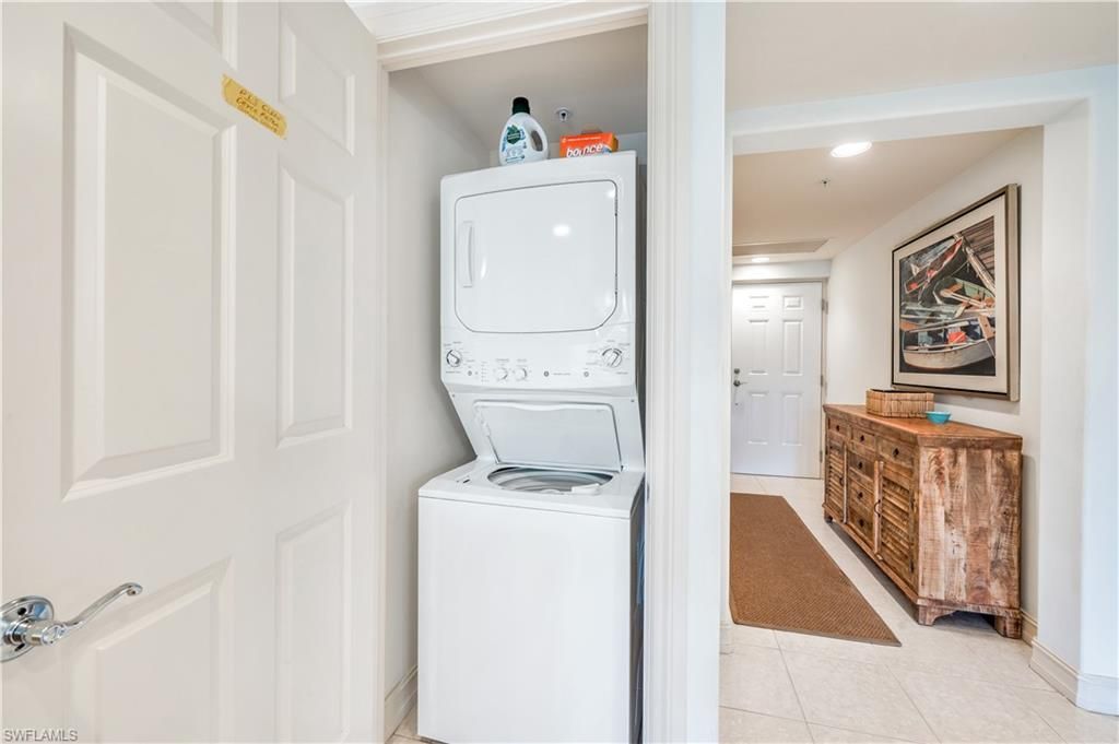 2748 Tiburon Blvd E, Unit C-301, Naples, FL 34109 Photo