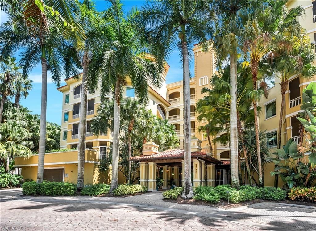 2748 Tiburon Blvd E, Unit C-301, Naples, FL 34109 Photo