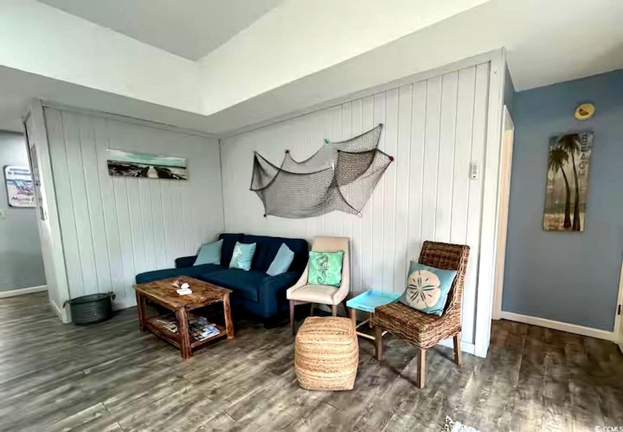 4714 Woodland St. Photo 11