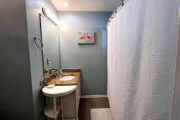 4714 Woodland St. photo 4