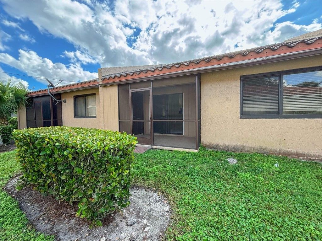 3553 Riverside Drive, Coral Springs, FL 33065 Photo