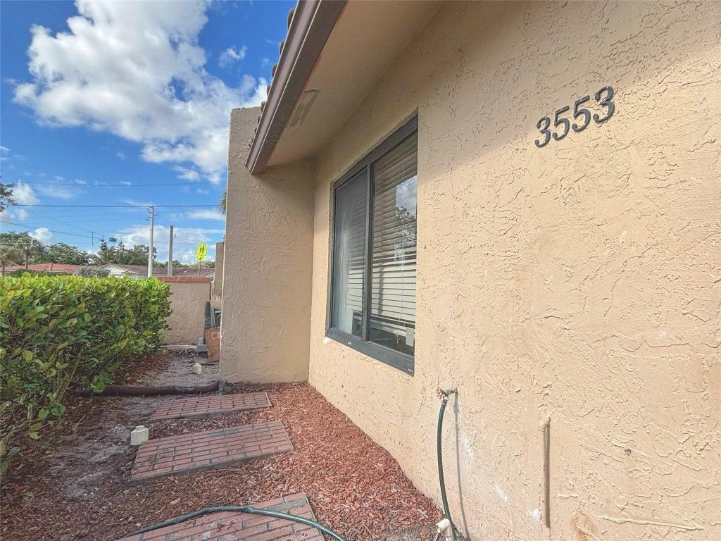 3553 Riverside Drive, Coral Springs, FL 33065 Photo