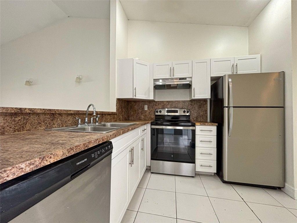 3553 Riverside Drive, Coral Springs, FL 33065 Photo