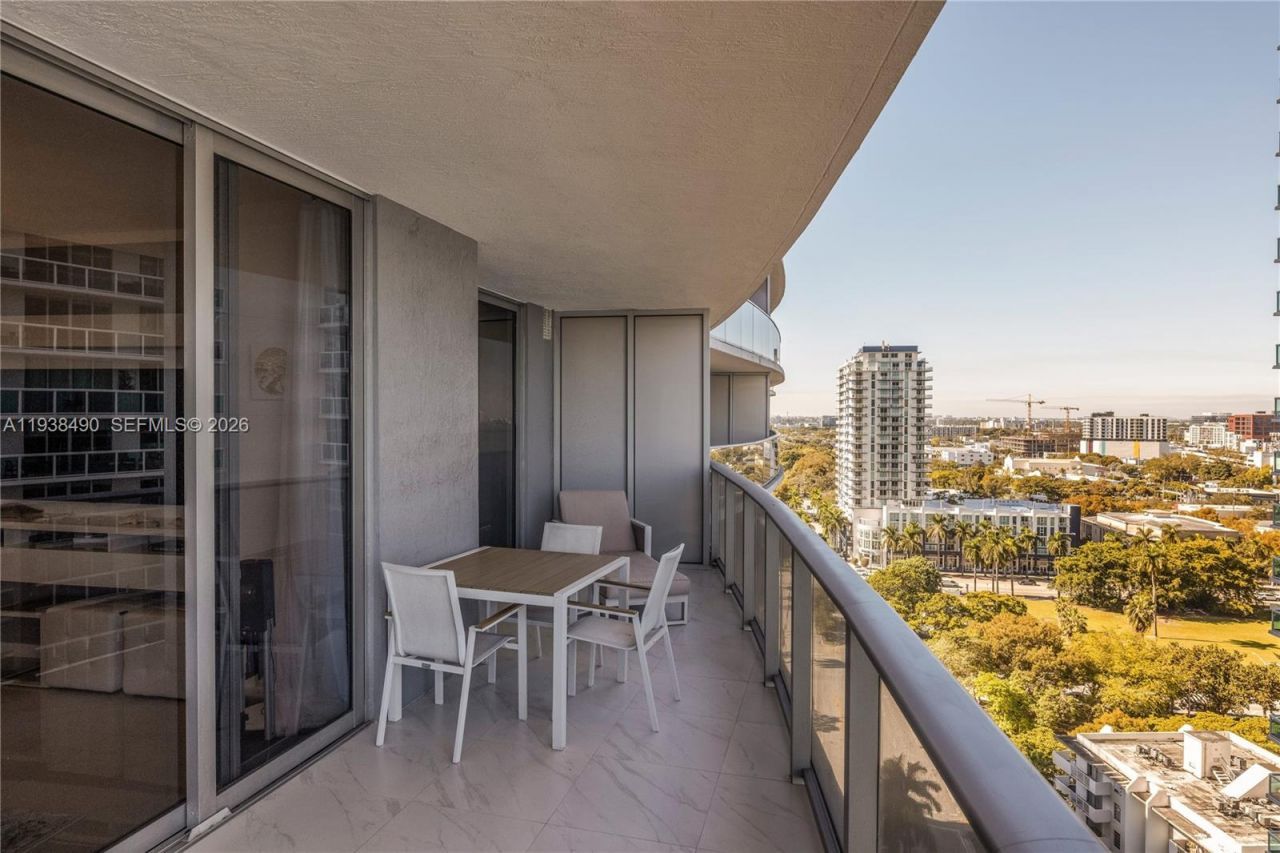 488 NE 18th St, Unit 1511, Miami, FL 33132 Photo