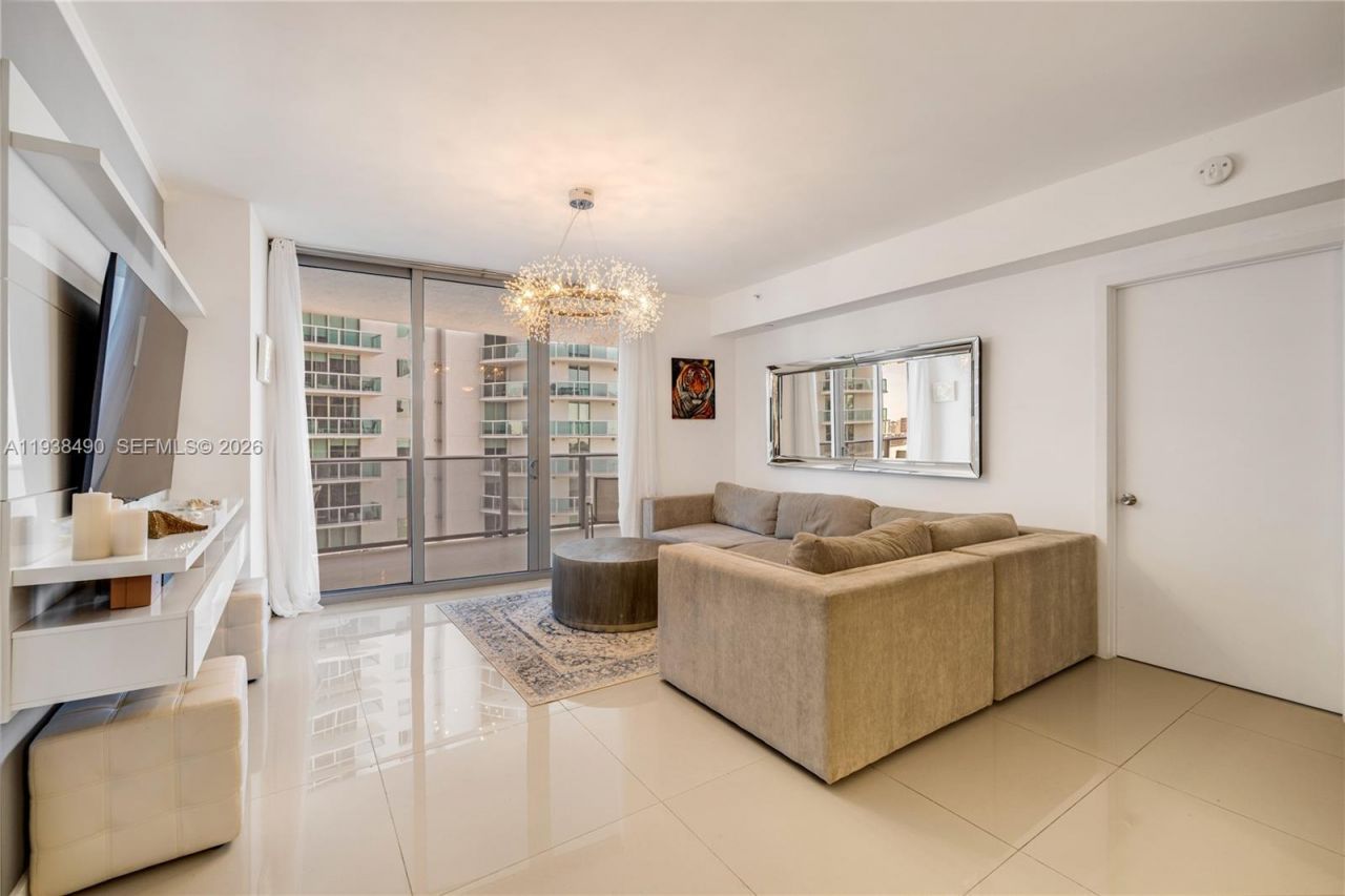 488 NE 18th St, Unit 1511, Miami, FL 33132 Photo