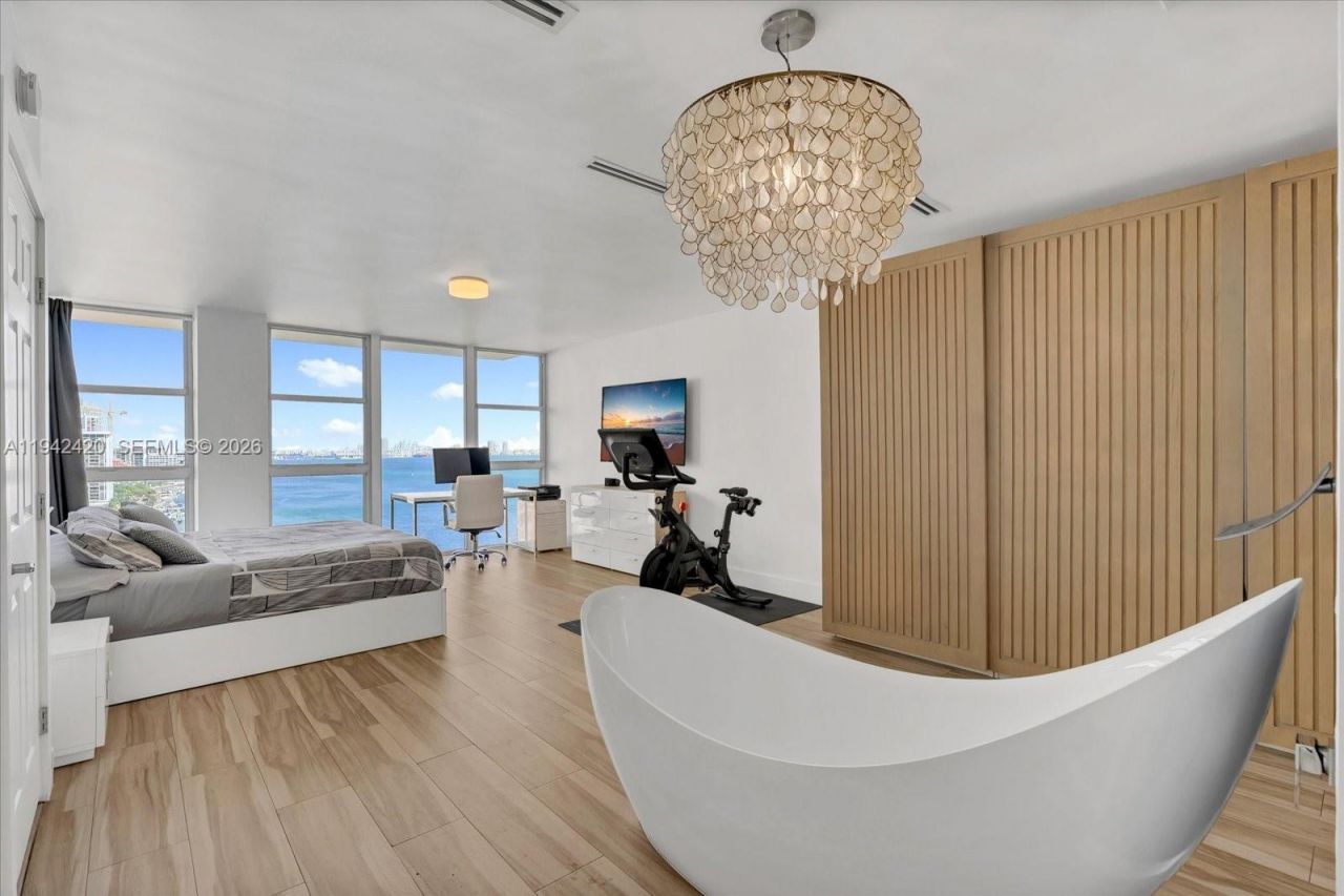 2451 Brickell Ave, Unit 17D, Miami, FL 33129 Photo