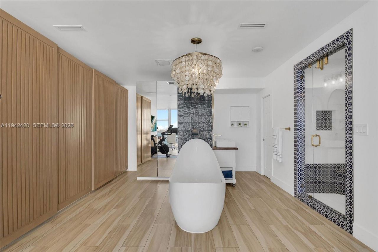 2451 Brickell Ave, Unit 17D, Miami, FL 33129 Photo