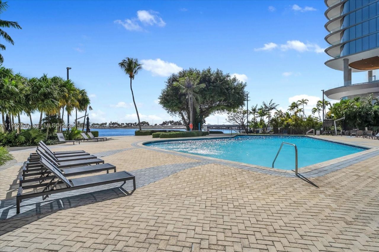 2451 Brickell Ave, Unit 17D, Miami, FL 33129 Photo