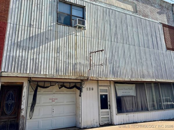 120 N Main Street, Yale, OK 74085