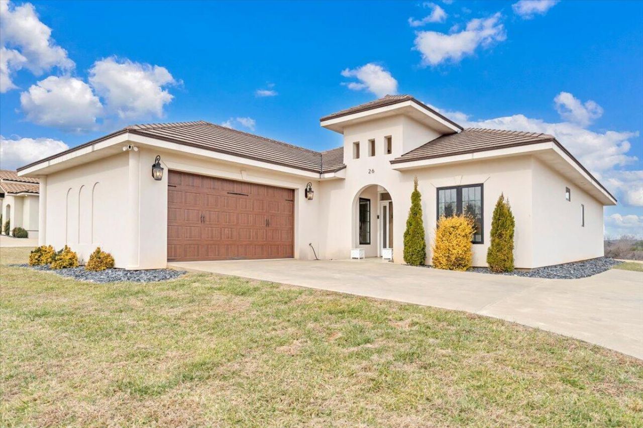 26 Royal Tern St, Wirtz, VA 24184 Main Photo