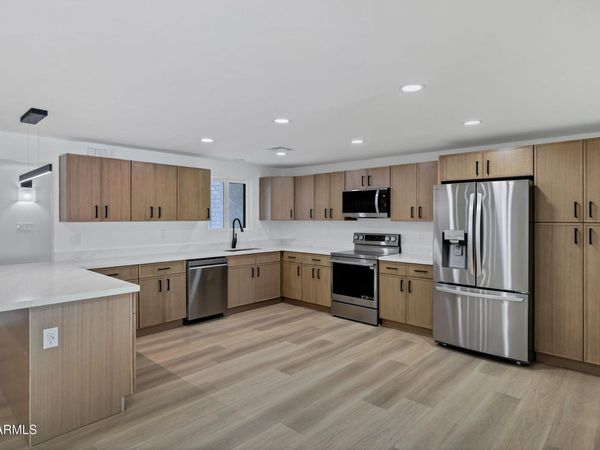 1618 W LAMAR Road, Phoenix, AZ 85015