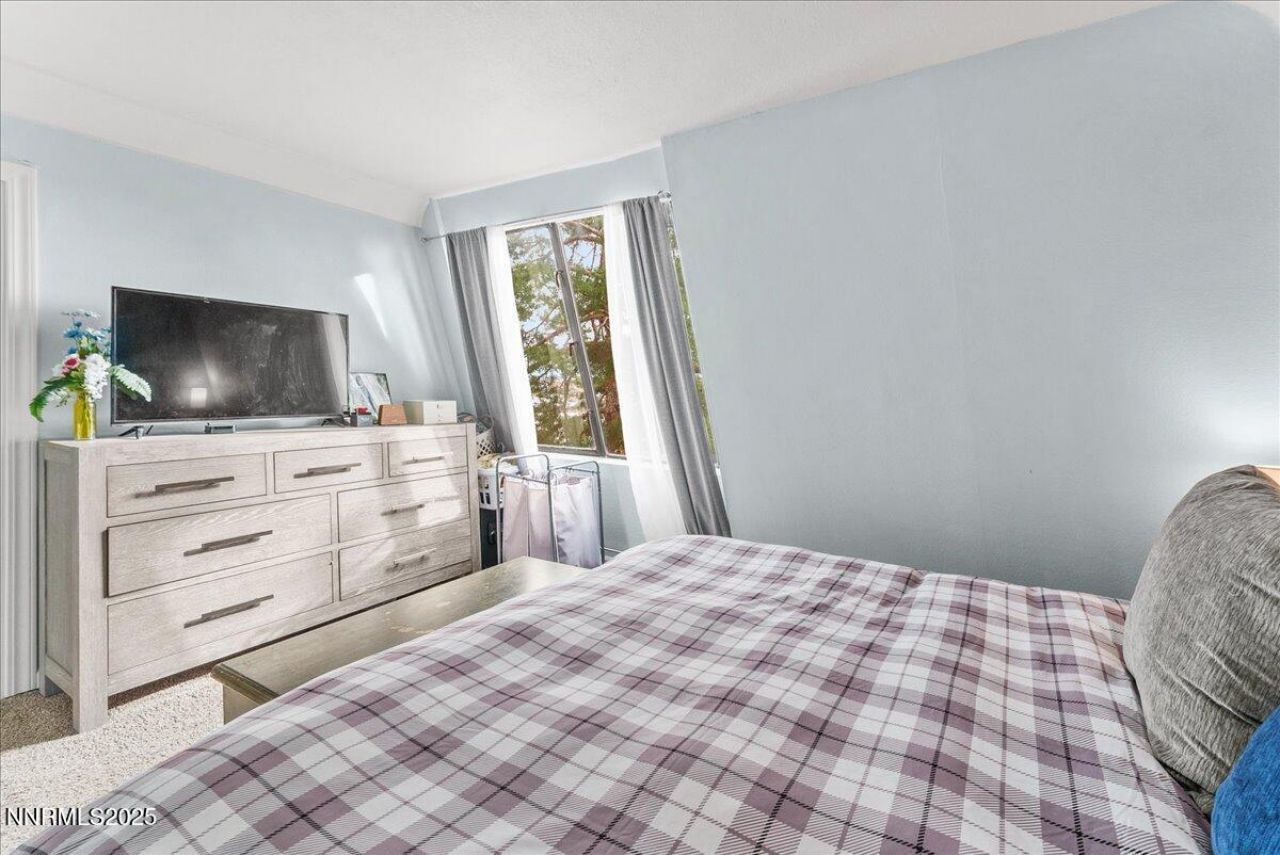 63 Vista Rafael Parkway, Reno, NV 89503 Photo