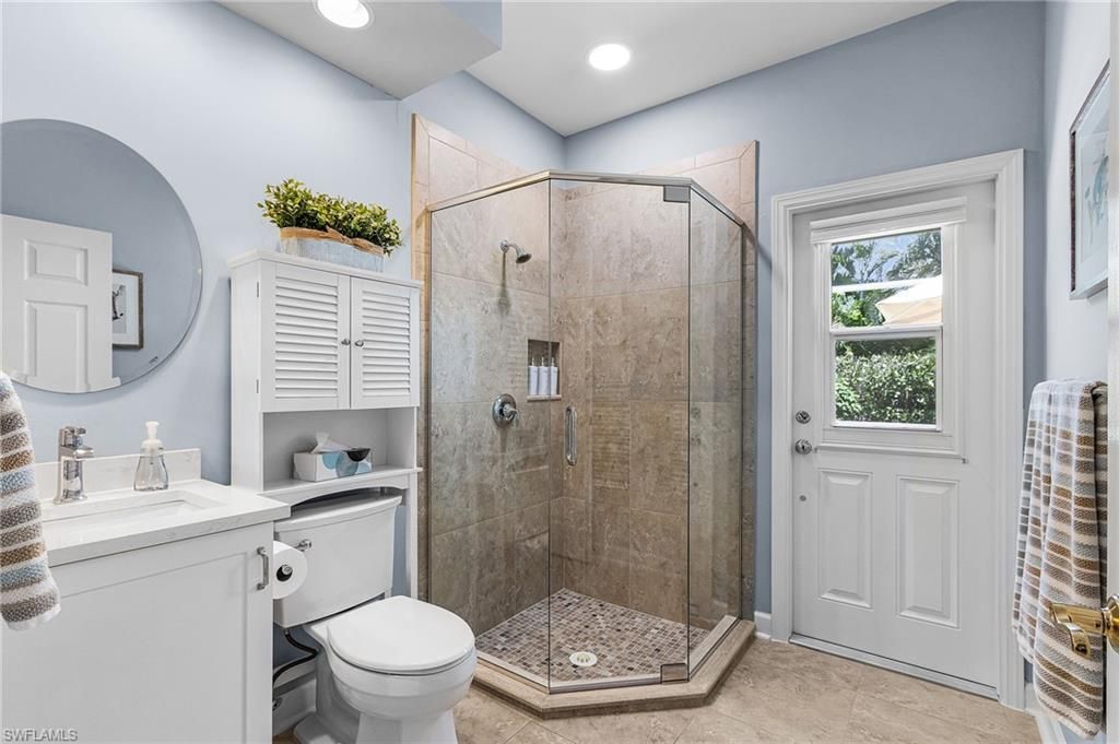 28000 Winthrop Cir , Bonita Springs, FL 34134 Photo