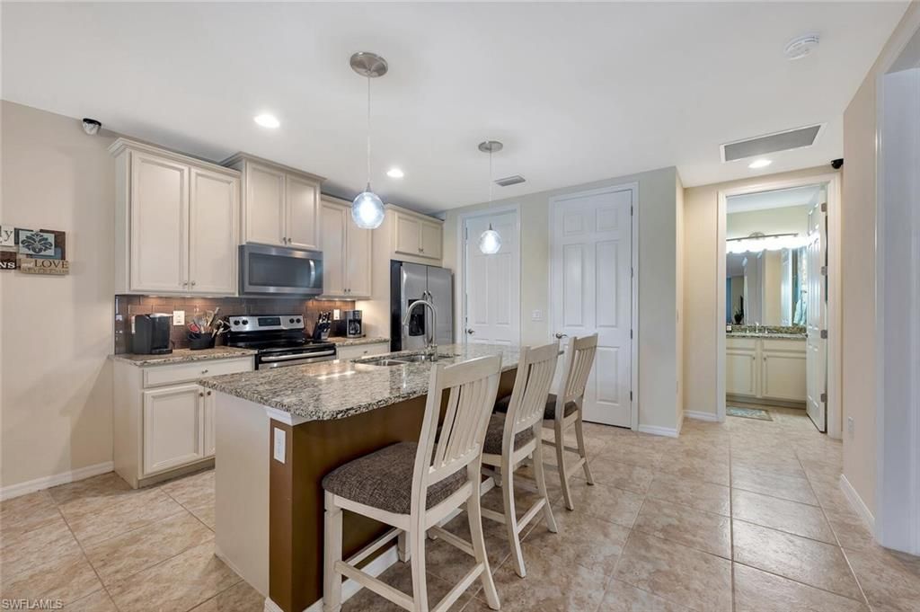 14940 Edgewater Cir, Naples, FL 34114 Photo