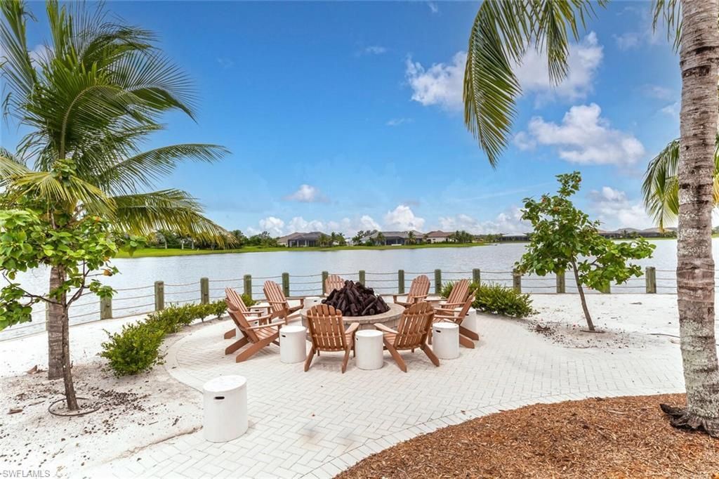 14940 Edgewater Cir, Naples, FL 34114 Photo