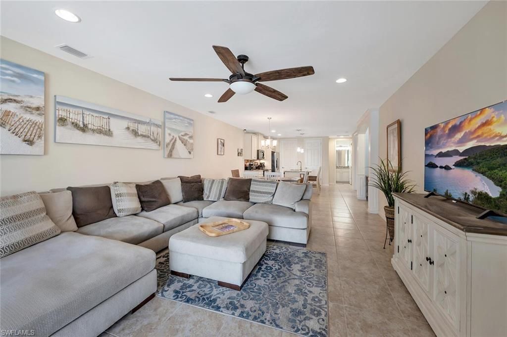 14940 Edgewater Cir, Naples, FL 34114 Photo