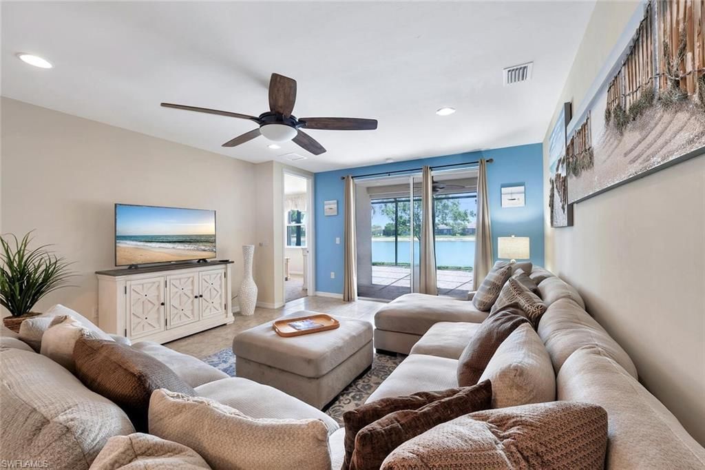 14940 Edgewater Cir, Naples, FL 34114 Photo
