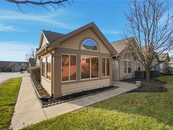 92 Villa Pointe Drive, Springboro, OH 45066