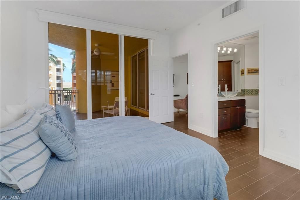 450 Bayfront Pl , Unit 4201, Naples, FL 34102 Photo