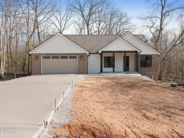 741 Westchester Drive, Crossville, TN 38558