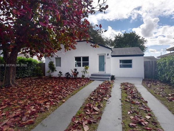 1084 NW 66th St, Miami, FL 33150